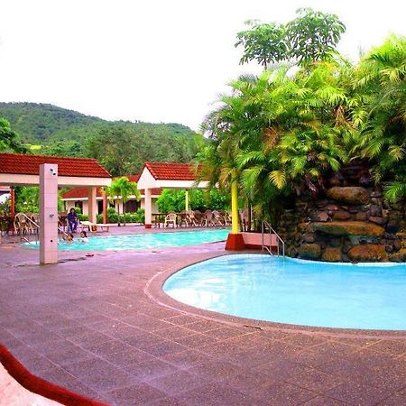 Club Manila East Real Hotel Infanta Exterior photo